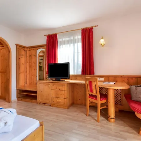 Kronhof 3*