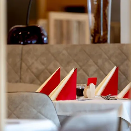 Kronhof Hotel 3*